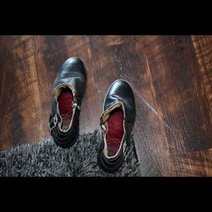 Handcrafted Black Ankle Leather Boots Size38